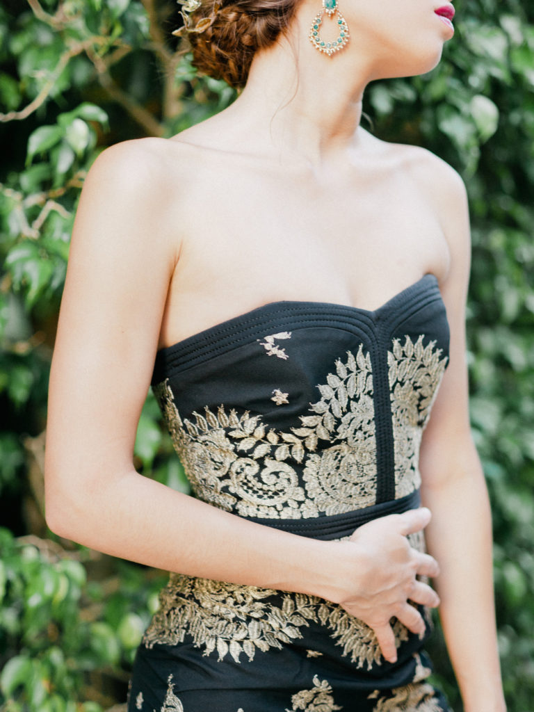 Black and Gold Gown for the Modern Bride | Photo by Merari Photography